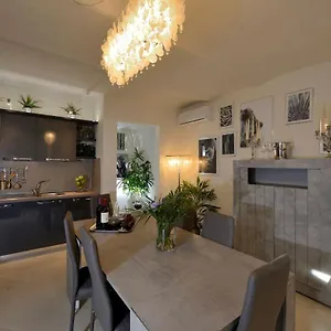 Casa Calari , San Matteo della Decima Italia
